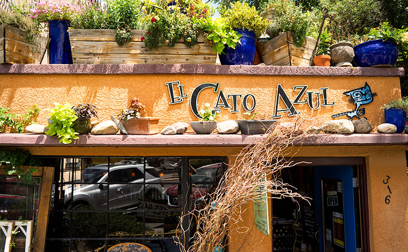 El Gato Azul Restaurant