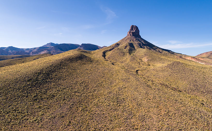 Thimble Mountain is the landmark at the eastern edge of Sitgreaves Pass near Oatman, Ariozna.