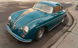 Teal 356 - I stumbled on this Porsche while on my morning shoot on the south side of the tracks. It proves that even the bourgeoisie appreciate classy cars.